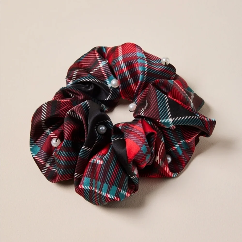 FRANCESCA'S Headband & Scrunchie Plaid 2pc Set
